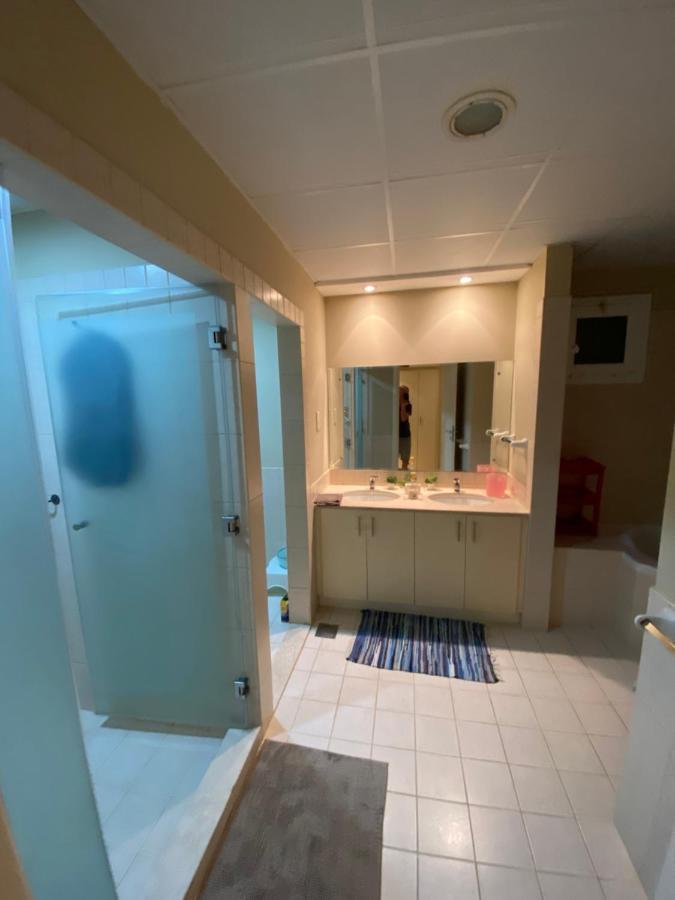 דובאי Spacious 4-Bedroom Villa, Children Friendly מראה חיצוני תמונה